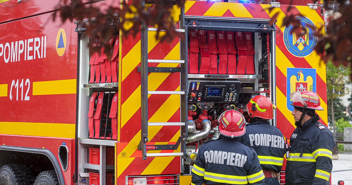 Autóbontóban csaptak fel a lángok Székelyudvarhelyen